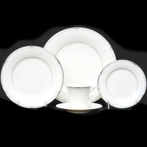 Fine China – Noritake Sterling Cove (53 pc)